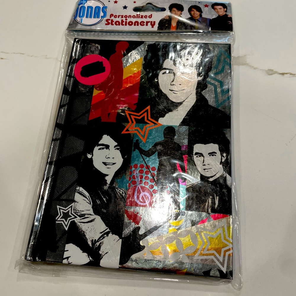 Jonas Brothers journal